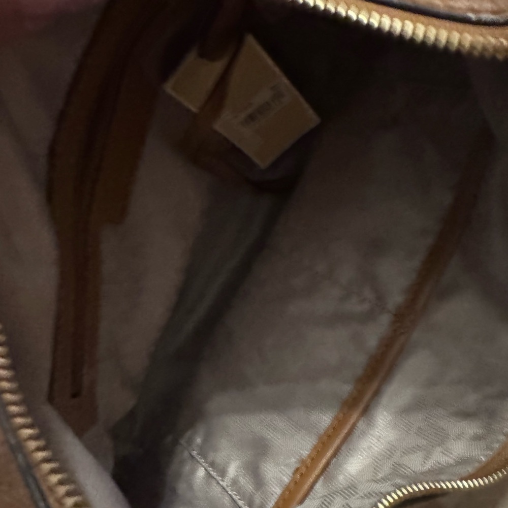 Michael Kors Chocolate Brown Leather Hobo Bag – Classic Everyday Shoulder Bag - Picture 9 of 9